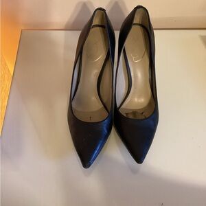 Sam Edelman Black Heels with Pointed Toe and Stiletto Style